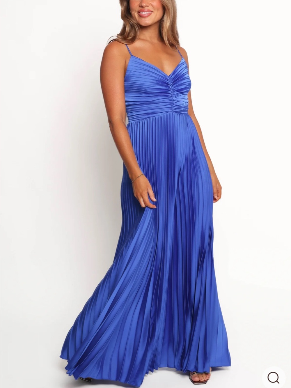 Elegant Blue Pleated Spaghetti-Strap Maxi Dress